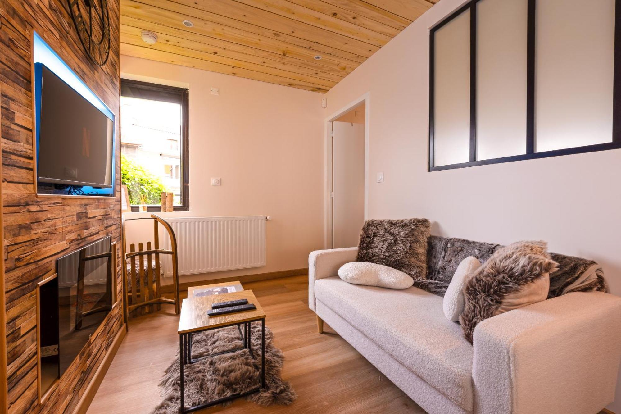 Suite Chalet K - Hyper Centre- Gare Saint-Chamond Exterior photo